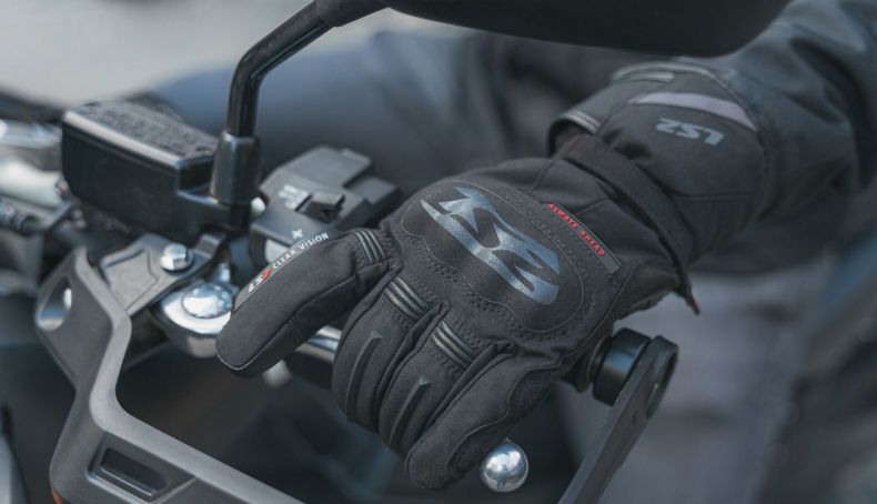ls2-snow-guantes-2_2_790x454
